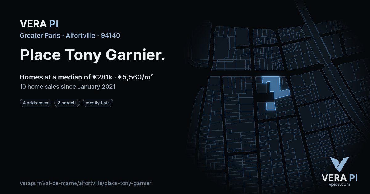 Place Tony Garnier, Alfortville at night – every parcel coloured by the prices around it, the street's own parcels lit
