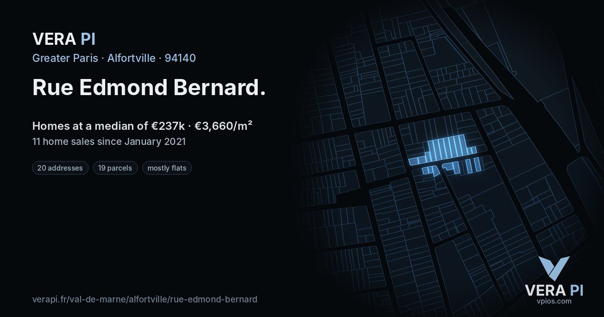 Rue Edmond Bernard, Alfortville at night – every parcel coloured by the prices around it, the street's own parcels lit