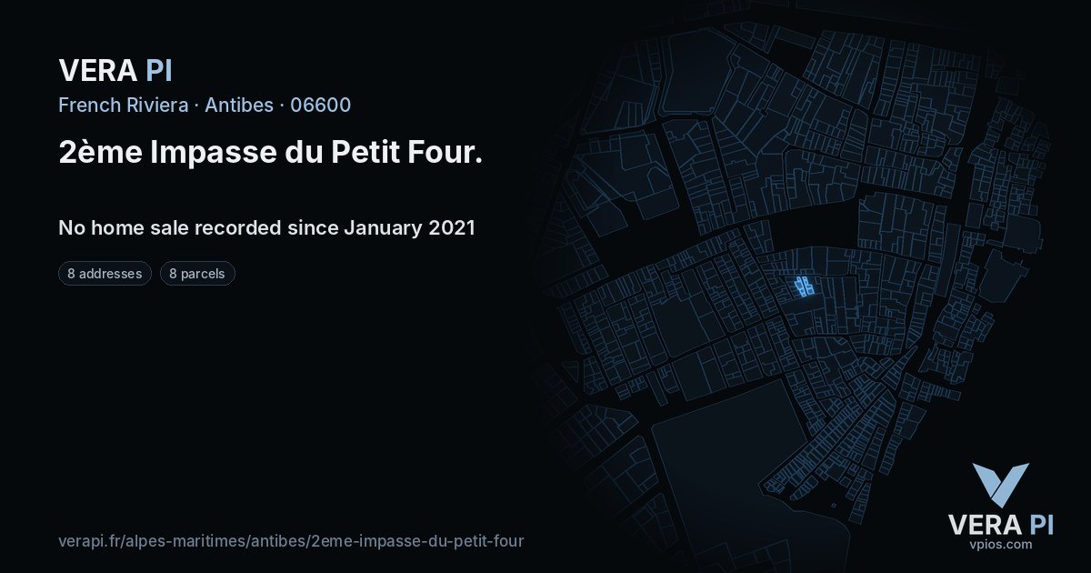 2ème Impasse du Petit Four, Antibes at night – every parcel coloured by the prices around it, the street's own parcels lit
