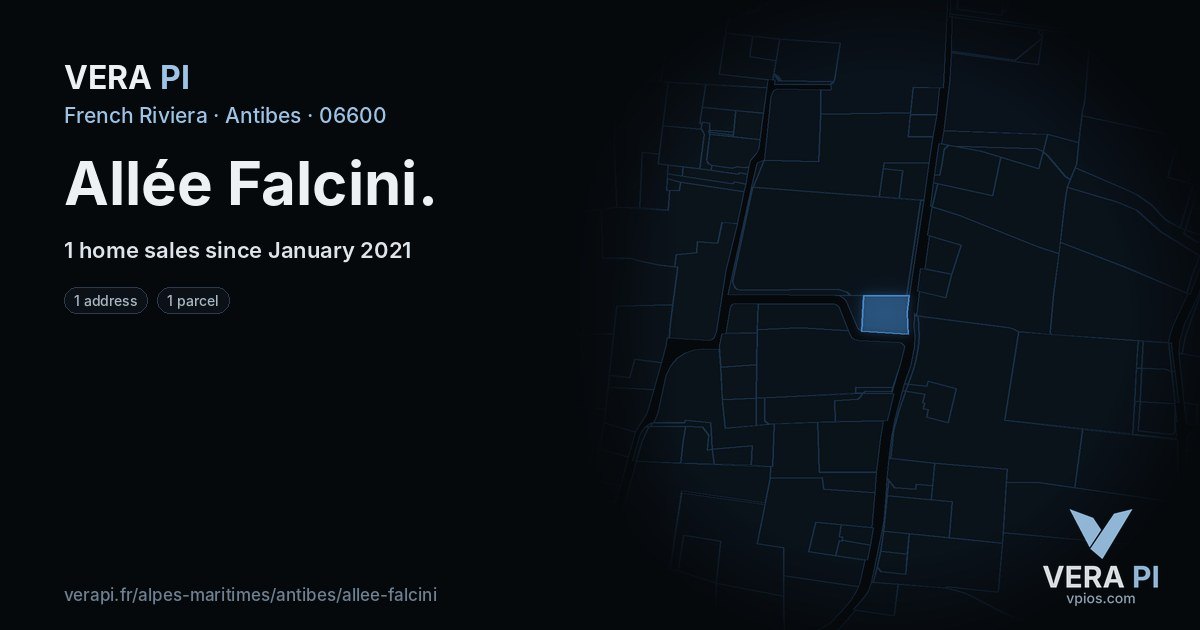 Allée Falcini, Antibes at night – every parcel coloured by the prices around it, the street's own parcels lit