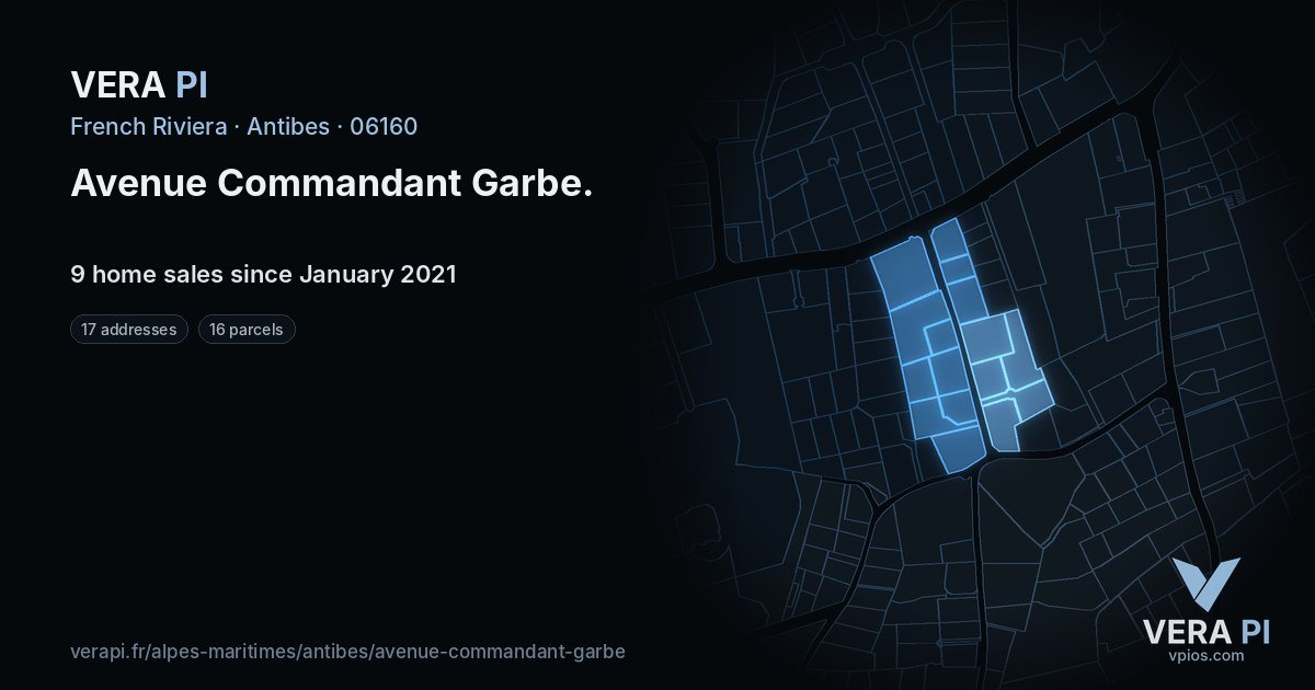 Avenue Commandant Garbe, Antibes at night – every parcel coloured by the prices around it, the street's own parcels lit