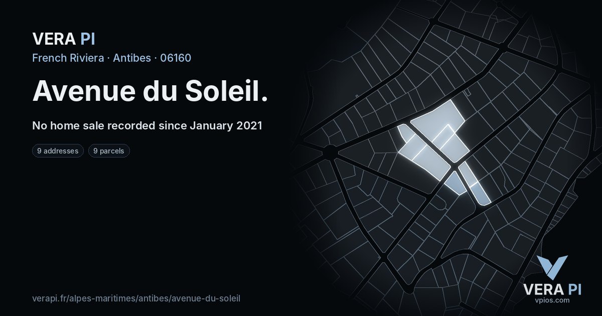 Avenue du Soleil, Antibes at night – every parcel coloured by the prices around it, the street's own parcels lit