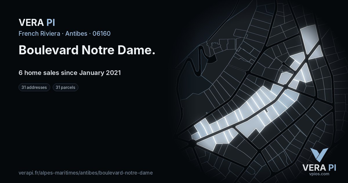 Boulevard Notre Dame, Antibes at night – every parcel coloured by the prices around it, the street's own parcels lit