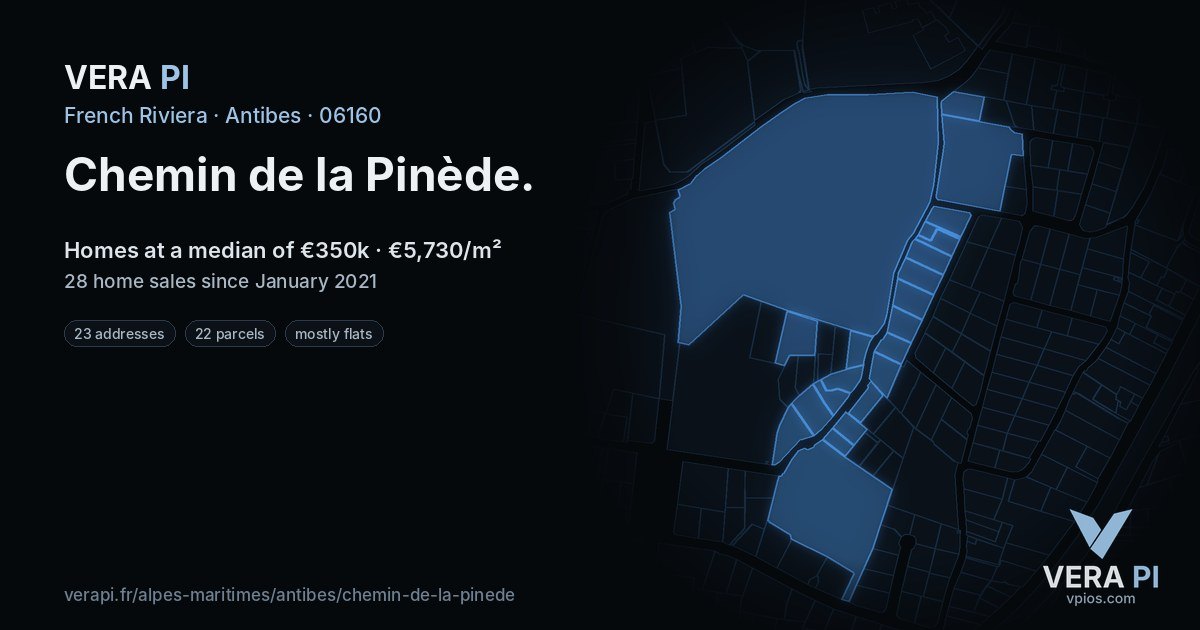 Chemin de la Pinède, Antibes at night – every parcel coloured by the prices around it, the street's own parcels lit