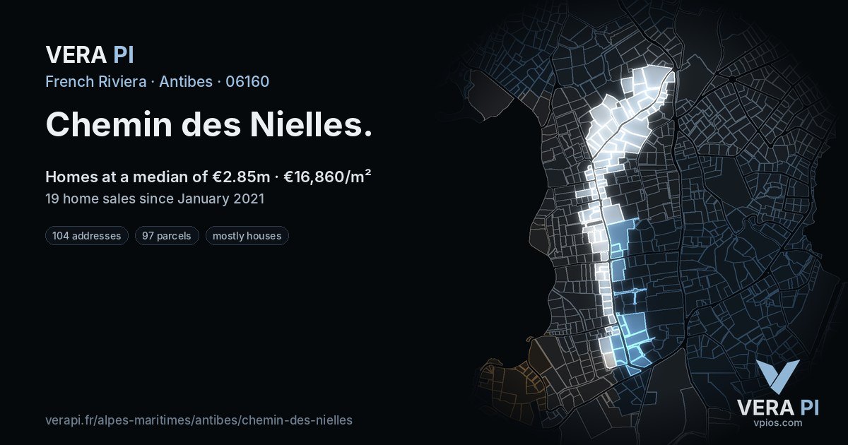 Chemin des Nielles, Antibes at night – every parcel coloured by the prices around it, the street's own parcels lit
