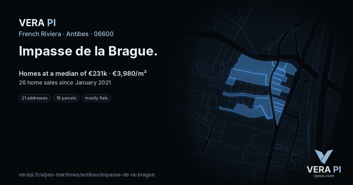 Impasse de la Brague, Antibes at night – every parcel coloured by the prices around it, the street's own parcels lit