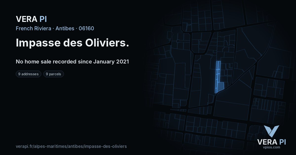 Impasse des Oliviers, Antibes at night – every parcel coloured by the prices around it, the street's own parcels lit