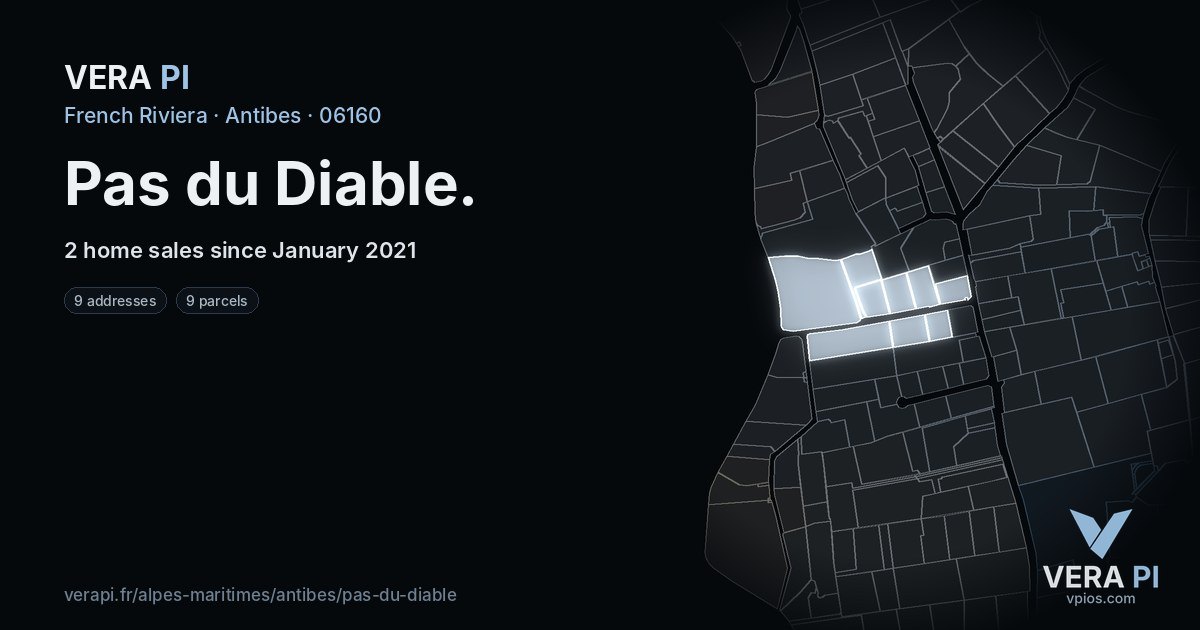 Pas du Diable, Antibes at night – every parcel coloured by the prices around it, the street's own parcels lit