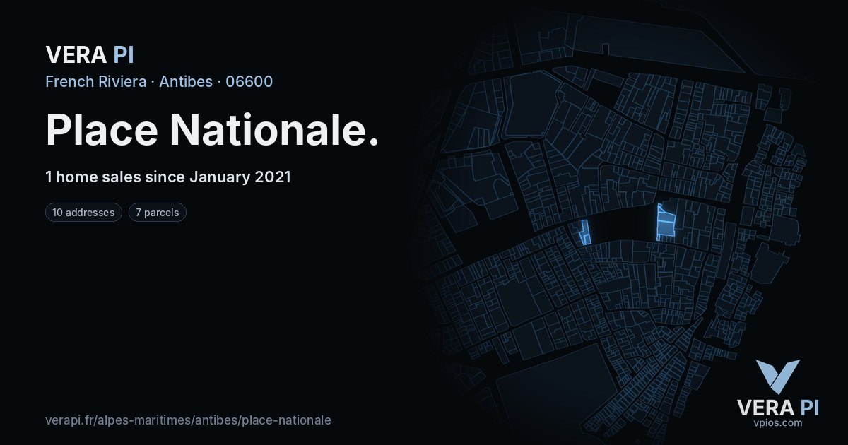 Place Nationale, Antibes at night – every parcel coloured by the prices around it, the street's own parcels lit