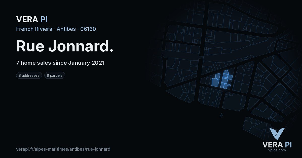 Rue Jonnard, Antibes at night – every parcel coloured by the prices around it, the street's own parcels lit