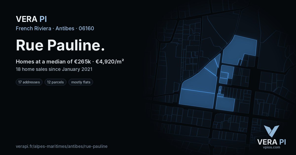 Rue Pauline, Antibes at night – every parcel coloured by the prices around it, the street's own parcels lit