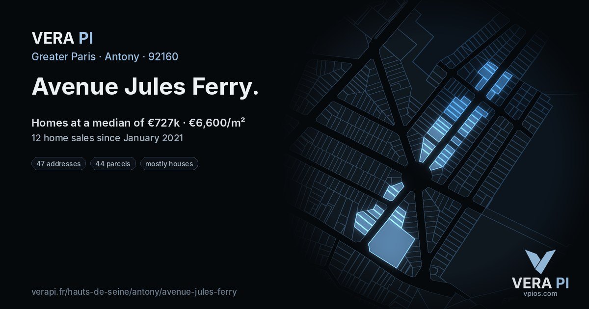 Avenue Jules Ferry, Antony at night – every parcel coloured by the prices around it, the street's own parcels lit