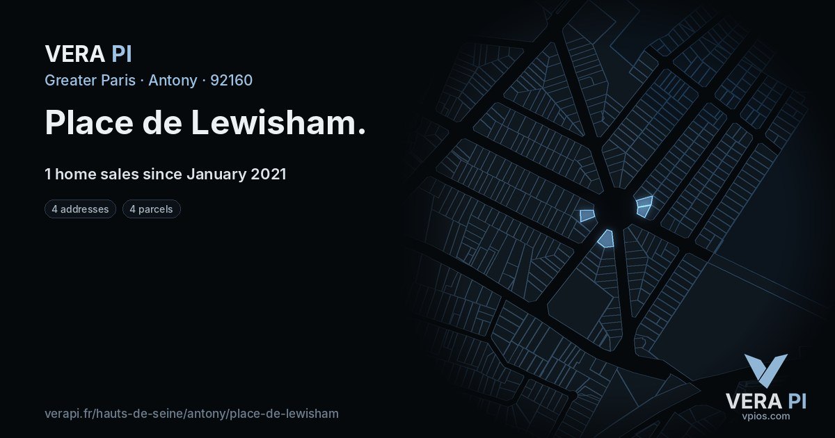 Place de Lewisham, Antony at night – every parcel coloured by the prices around it, the street's own parcels lit