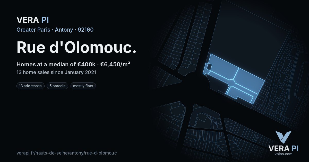 Rue d'Olomouc, Antony at night – every parcel coloured by the prices around it, the street's own parcels lit