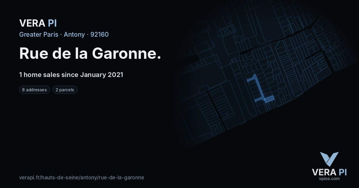 Rue de la Garonne, Antony at night – every parcel coloured by the prices around it, the street's own parcels lit