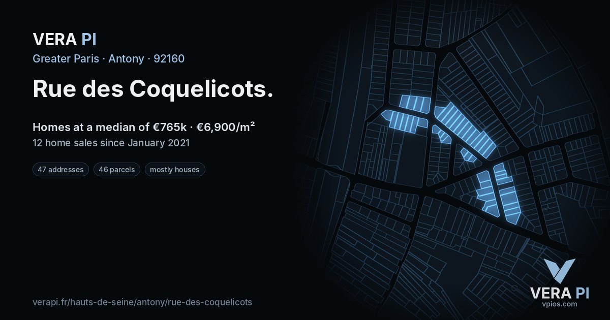 Rue des Coquelicots, Antony at night – every parcel coloured by the prices around it, the street's own parcels lit