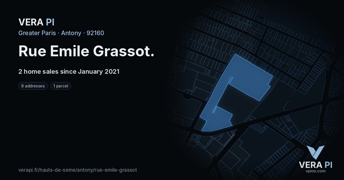 Rue Emile Grassot, Antony at night – every parcel coloured by the prices around it, the street's own parcels lit