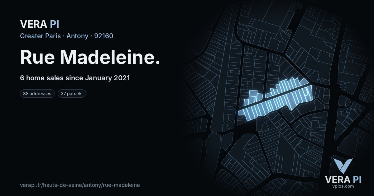 Rue Madeleine, Antony at night – every parcel coloured by the prices around it, the street's own parcels lit