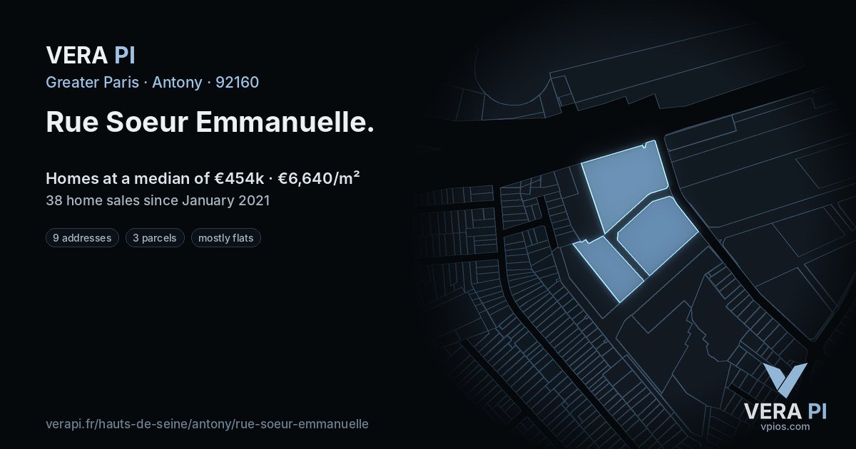 Rue Soeur Emmanuelle, Antony at night – every parcel coloured by the prices around it, the street's own parcels lit