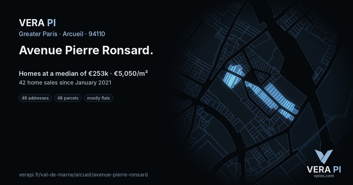 Avenue Pierre Ronsard, Arcueil at night – every parcel coloured by the prices around it, the street's own parcels lit