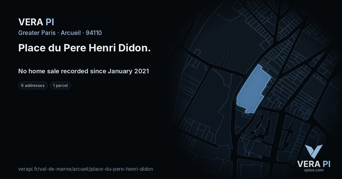 Place du Pere Henri Didon, Arcueil at night – every parcel coloured by the prices around it, the street's own parcels lit