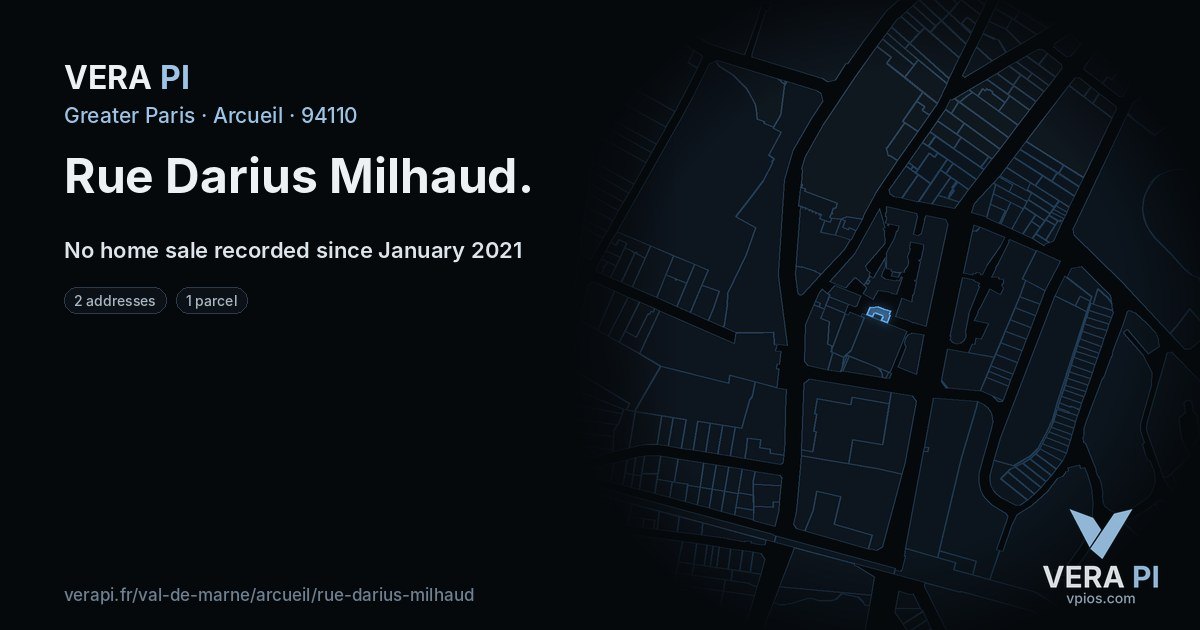 Rue Darius Milhaud, Arcueil at night – every parcel coloured by the prices around it, the street's own parcels lit