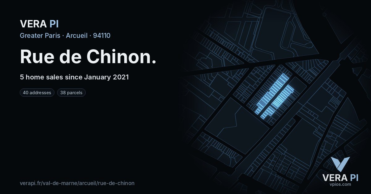 Rue de Chinon, Arcueil at night – every parcel coloured by the prices around it, the street's own parcels lit