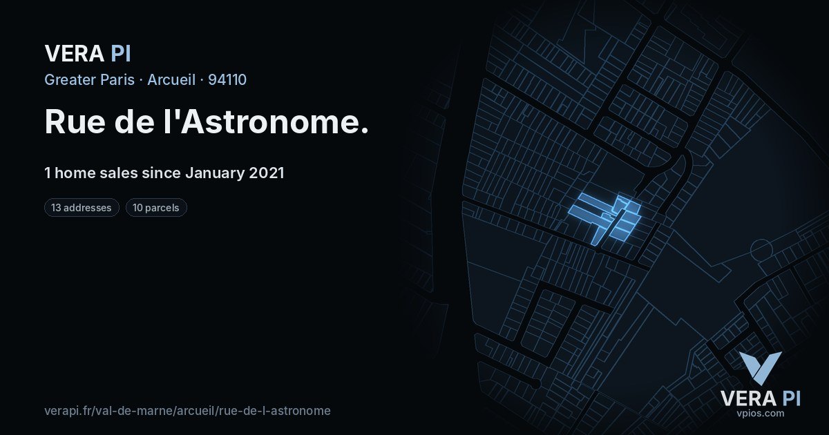 Rue de l'Astronome, Arcueil at night – every parcel coloured by the prices around it, the street's own parcels lit