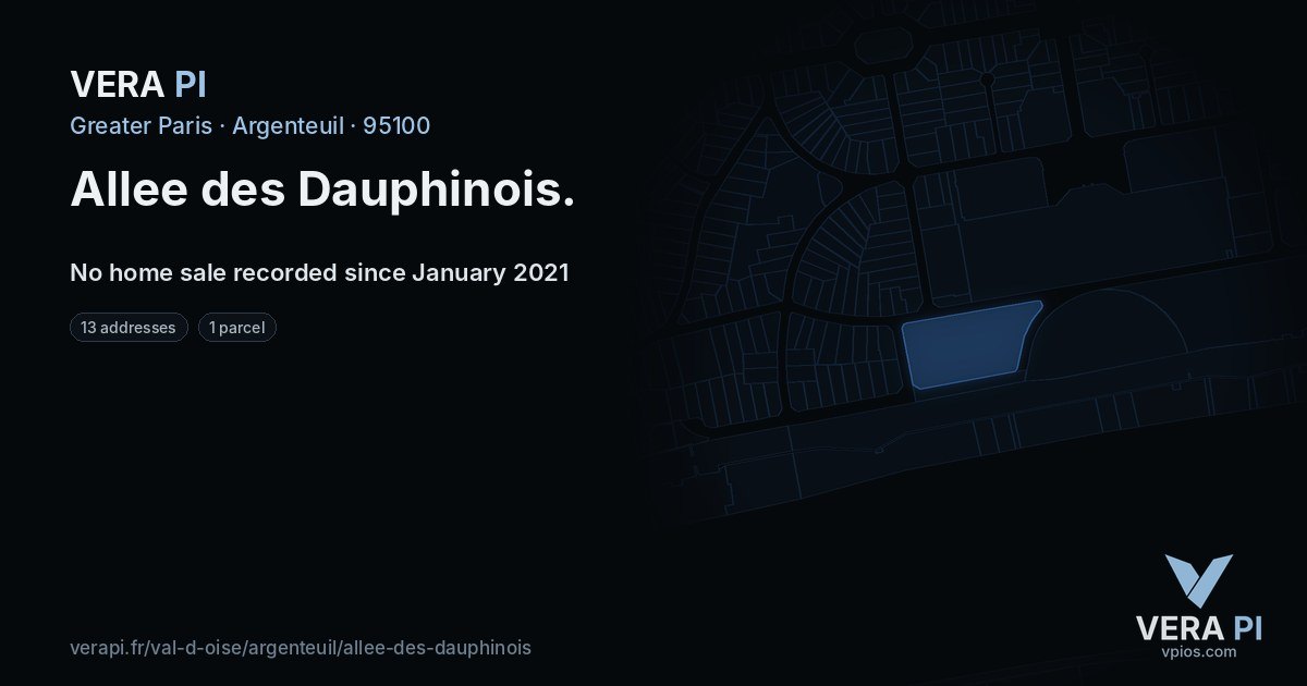 Allee des Dauphinois, Argenteuil at night – every parcel coloured by the prices around it, the street's own parcels lit