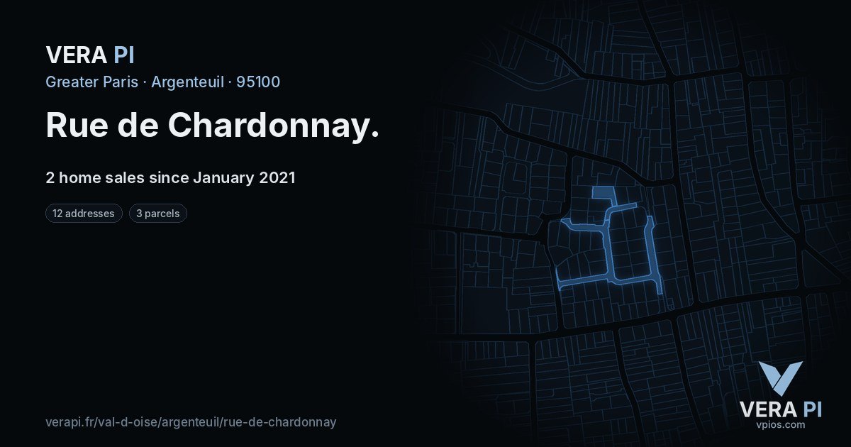 Rue de Chardonnay, Argenteuil at night – every parcel coloured by the prices around it, the street's own parcels lit