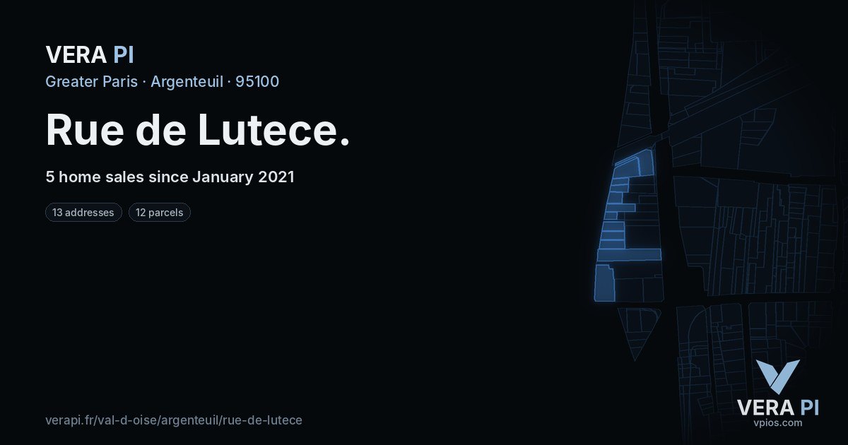 Rue de Lutece, Argenteuil at night – every parcel coloured by the prices around it, the street's own parcels lit
