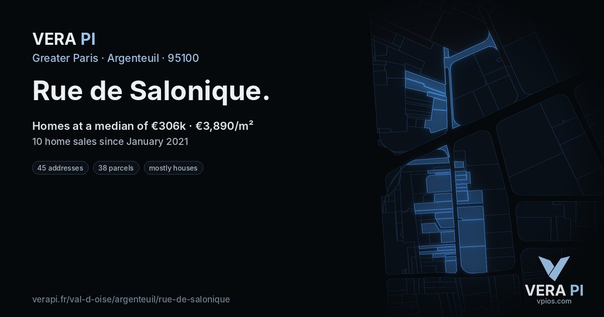 Rue de Salonique, Argenteuil at night – every parcel coloured by the prices around it, the street's own parcels lit