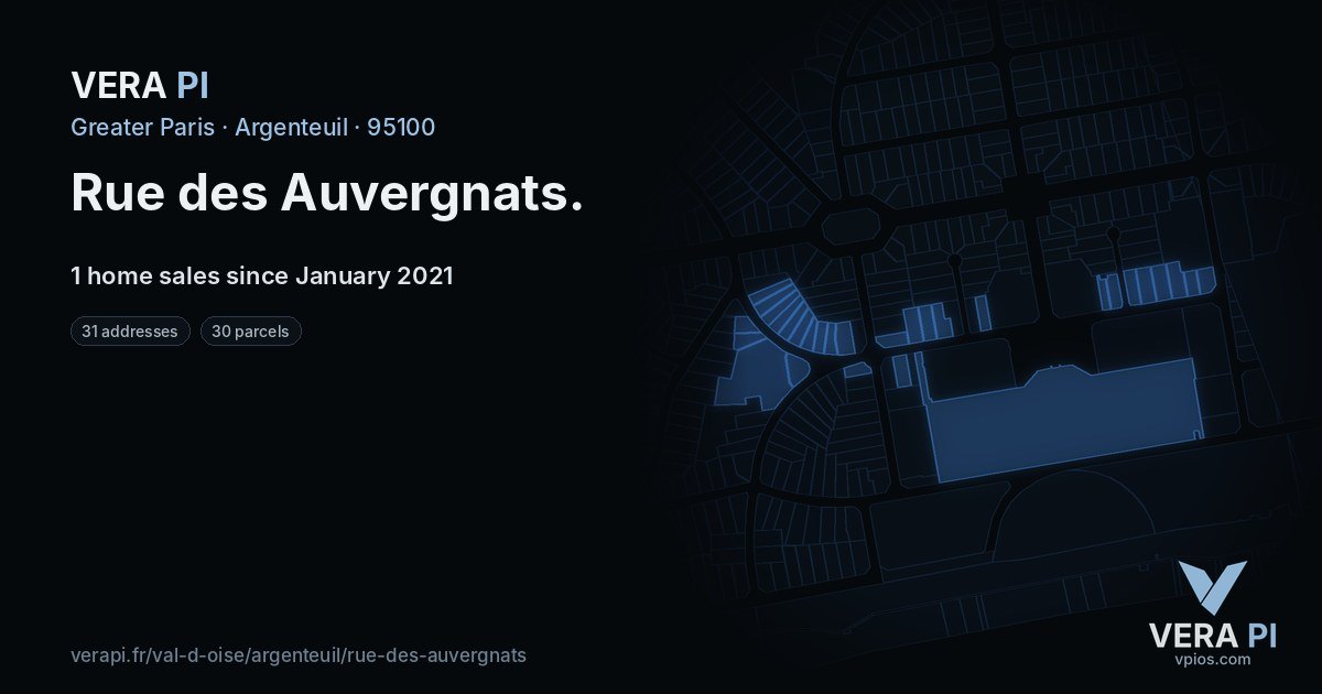 Rue des Auvergnats, Argenteuil at night – every parcel coloured by the prices around it, the street's own parcels lit