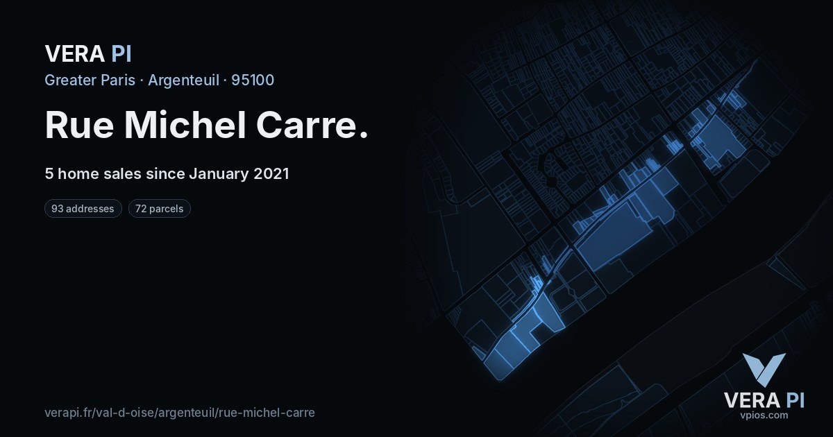 Rue Michel Carre, Argenteuil at night – every parcel coloured by the prices around it, the street's own parcels lit