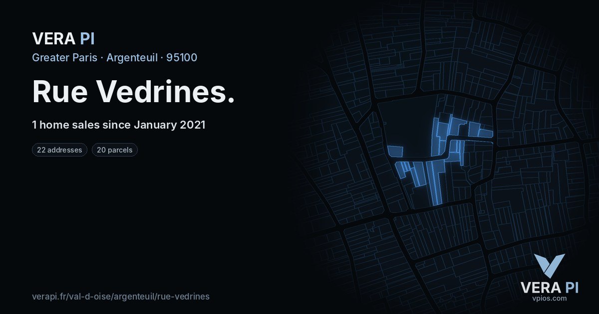 Rue Vedrines, Argenteuil at night – every parcel coloured by the prices around it, the street's own parcels lit
