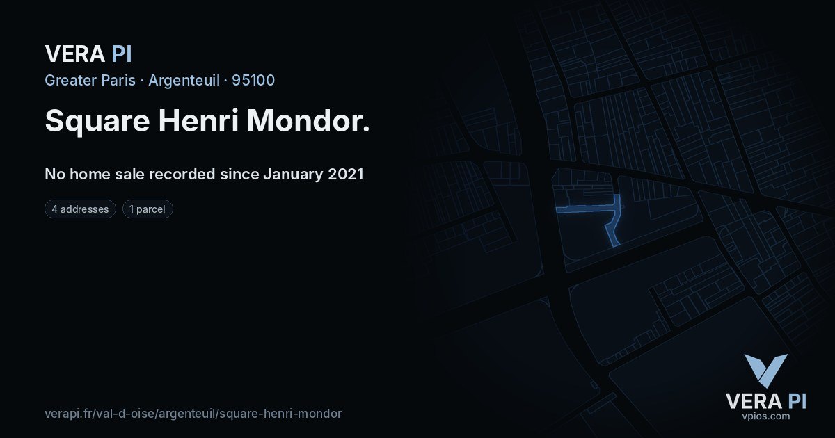Square Henri Mondor, Argenteuil at night – every parcel coloured by the prices around it, the street's own parcels lit