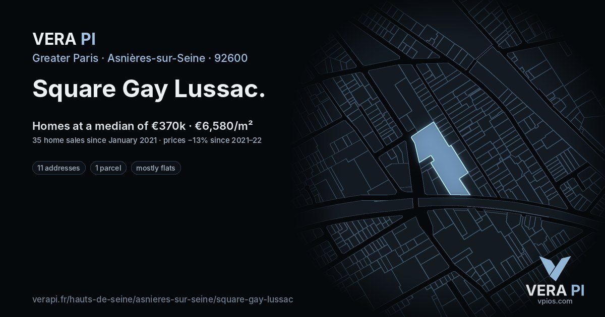 Square Gay Lussac, Asnières-sur-Seine at night – every parcel coloured by the prices around it, the street's own parcels lit