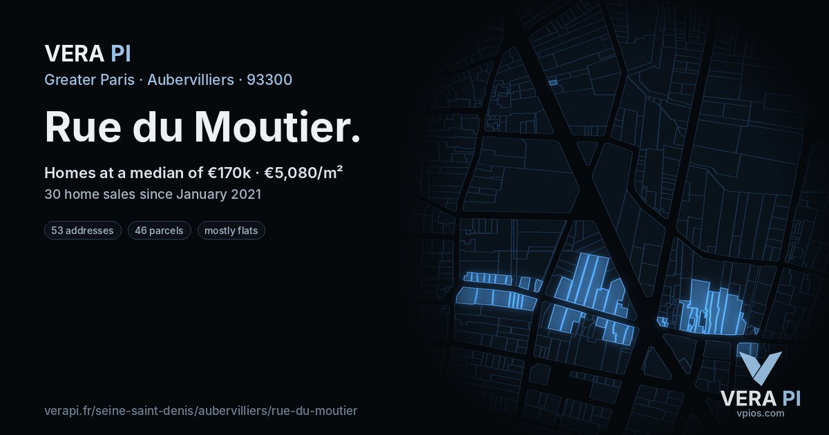 Rue du Moutier, Aubervilliers at night – every parcel coloured by the prices around it, the street's own parcels lit