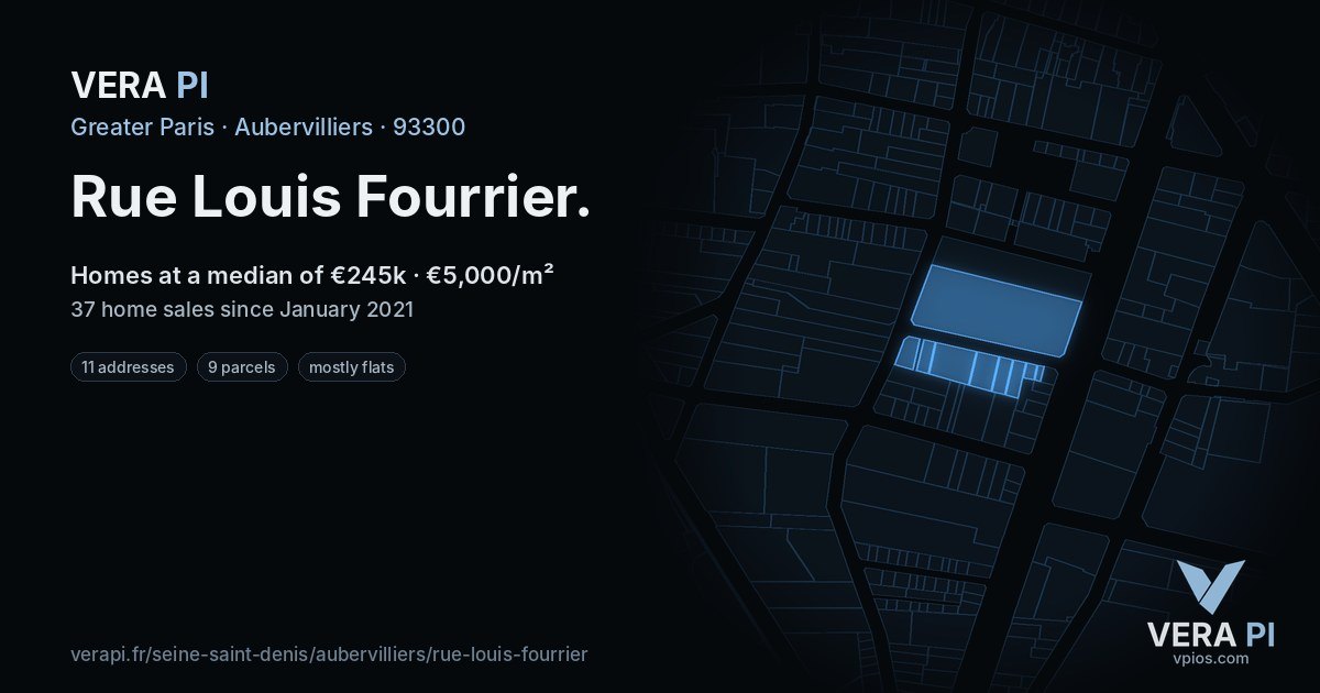 Rue Louis Fourrier, Aubervilliers at night – every parcel coloured by the prices around it, the street's own parcels lit
