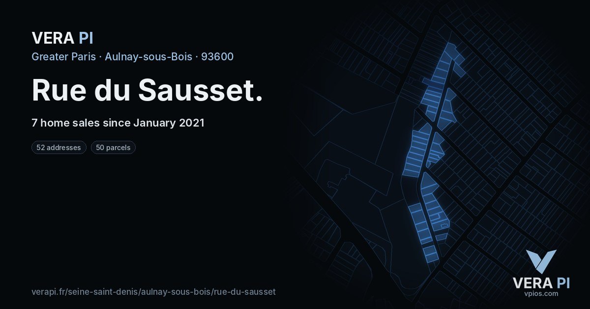 Rue du Sausset, Aulnay-sous-Bois at night – every parcel coloured by the prices around it, the street's own parcels lit