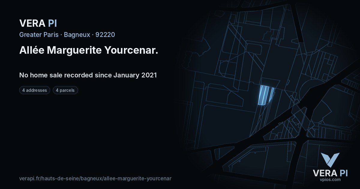 Allée Marguerite Yourcenar, Bagneux at night – every parcel coloured by the prices around it, the street's own parcels lit