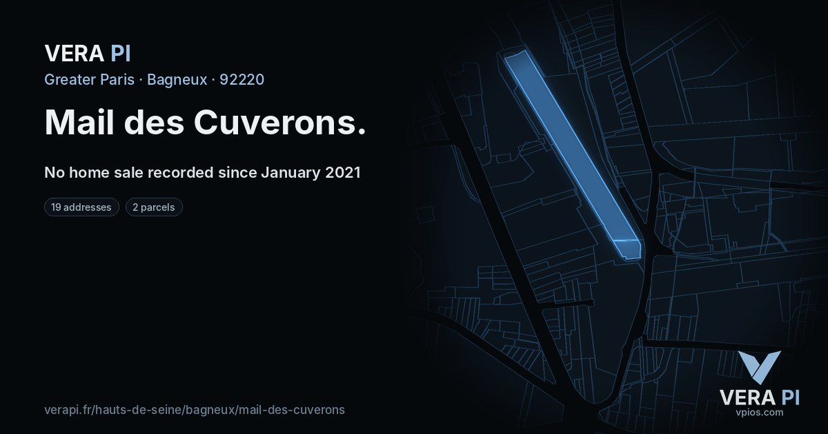 Mail des Cuverons, Bagneux at night – every parcel coloured by the prices around it, the street's own parcels lit