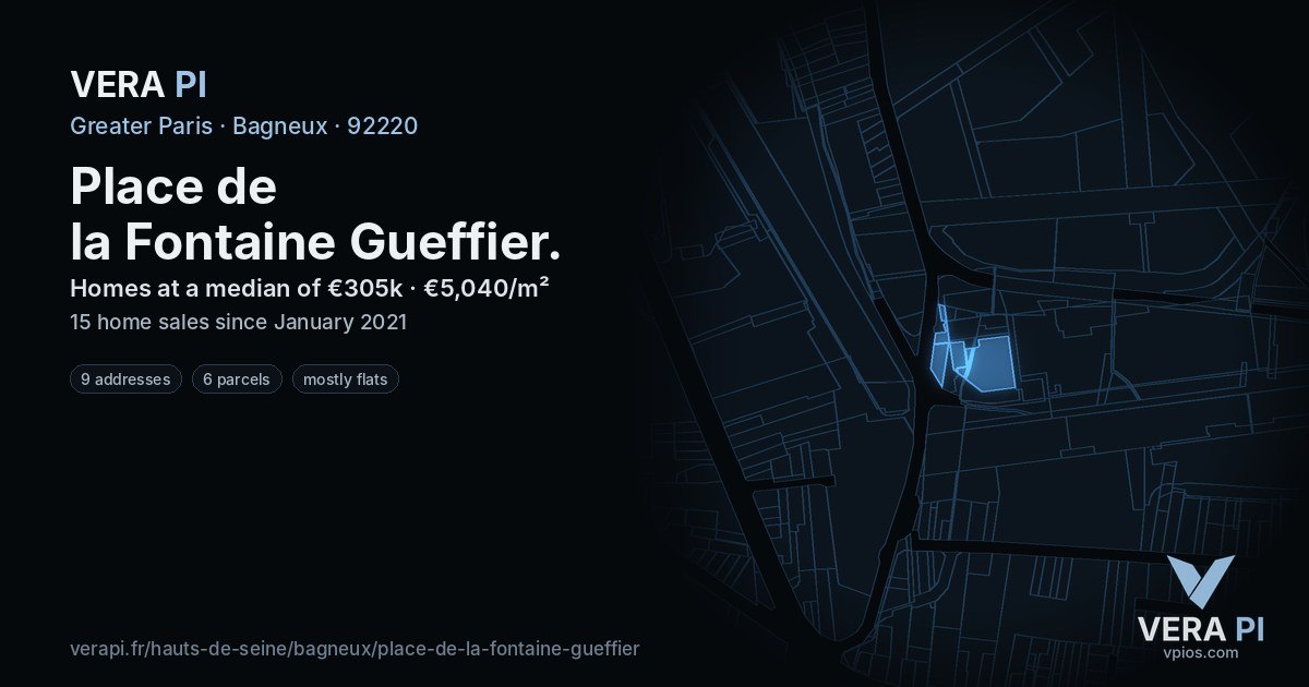 Place de la Fontaine Gueffier, Bagneux at night – every parcel coloured by the prices around it, the street's own parcels lit