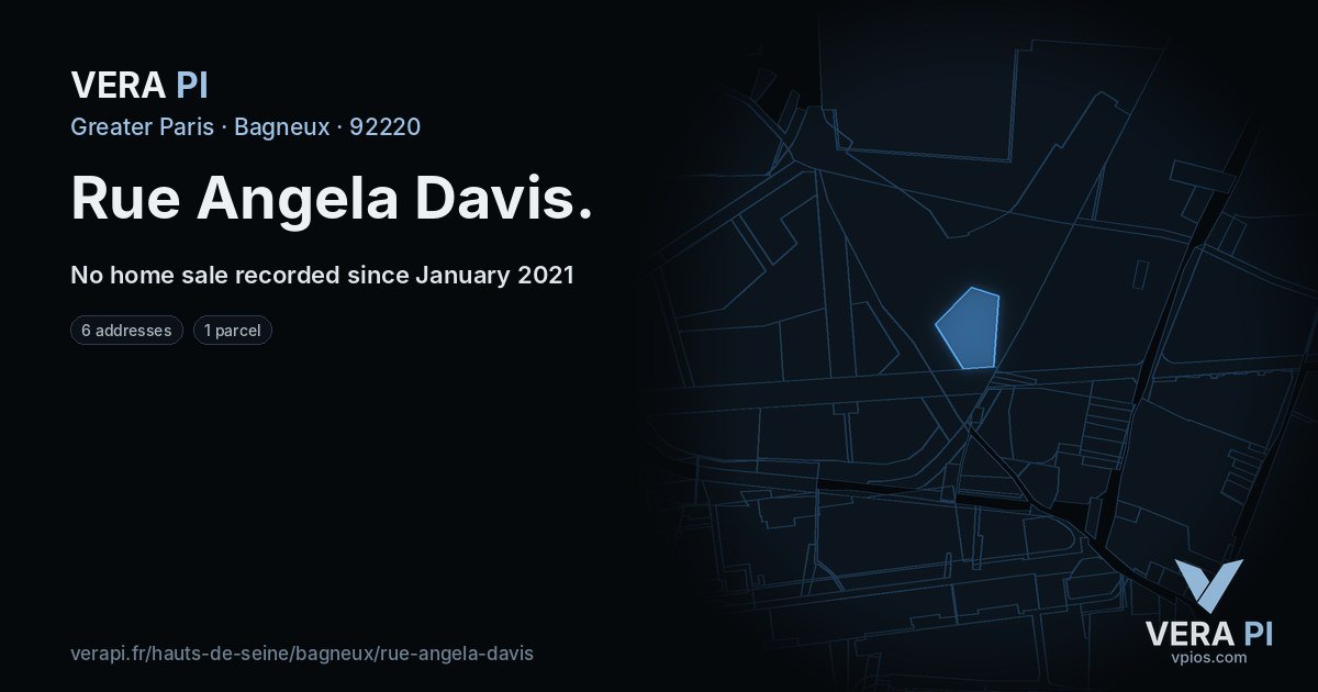 Rue Angela Davis, Bagneux at night – every parcel coloured by the prices around it, the street's own parcels lit