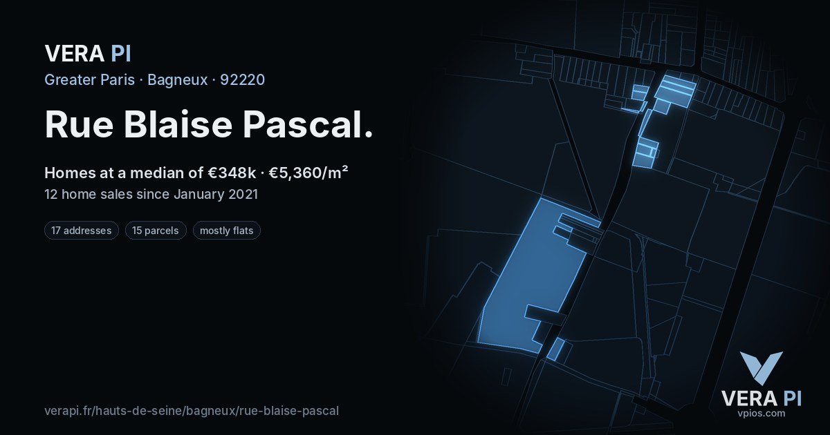 Rue Blaise Pascal, Bagneux at night – every parcel coloured by the prices around it, the street's own parcels lit