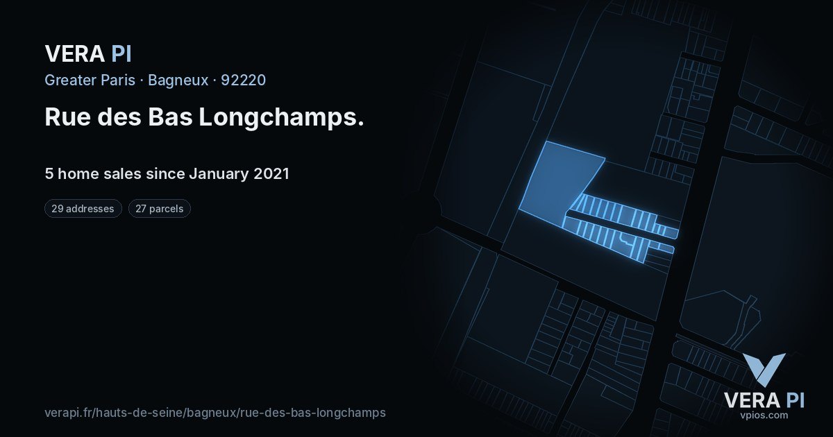 Rue des Bas Longchamps, Bagneux at night – every parcel coloured by the prices around it, the street's own parcels lit
