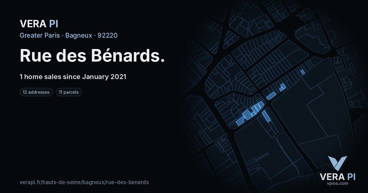 Rue des Bénards, Bagneux at night – every parcel coloured by the prices around it, the street's own parcels lit