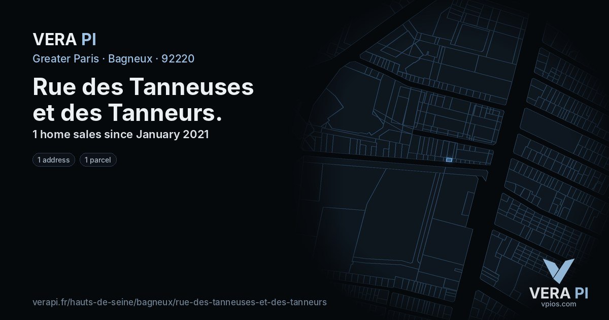 Rue des Tanneuses et des Tanneurs, Bagneux at night – every parcel coloured by the prices around it, the street's own parcels lit