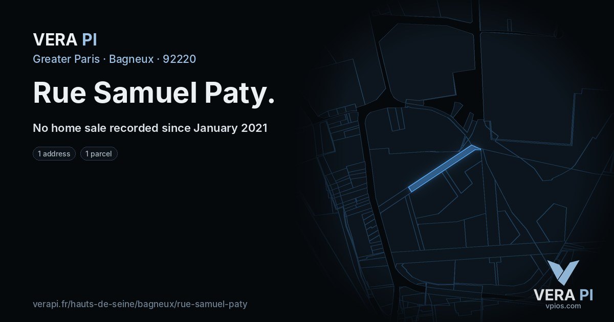 Rue Samuel Paty, Bagneux at night – every parcel coloured by the prices around it, the street's own parcels lit