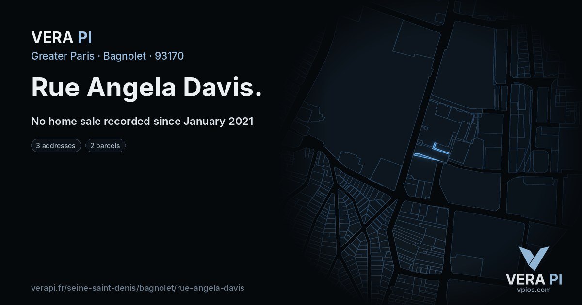 Rue Angela Davis, Bagnolet at night – every parcel coloured by the prices around it, the street's own parcels lit